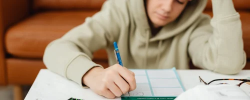 Sophrologie à l'école pour lutter contre le fléchissement scolaire